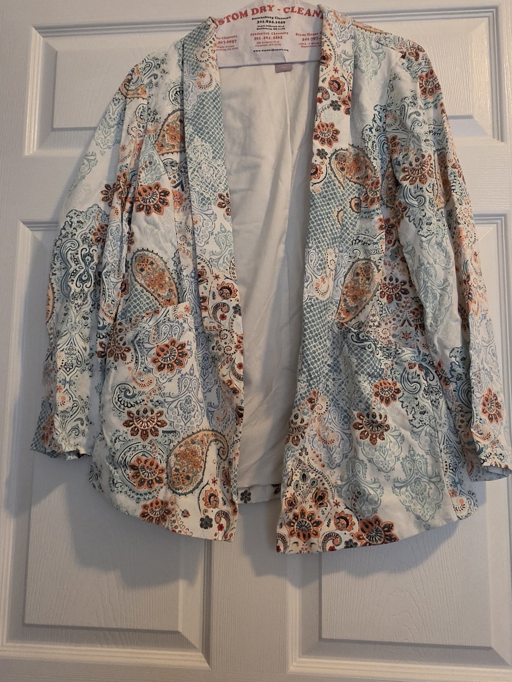Chico's White Blazer with Aqua and Rust Paisley